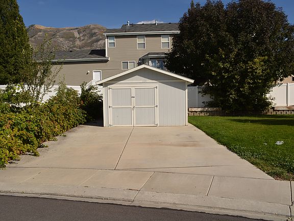 3rd image of 4313 Cedar Creek