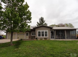 10224 Highway 92, Rose Hill, IA 52586