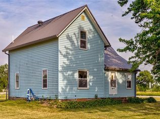 416 S Water St, Cambridge, IA 50046
