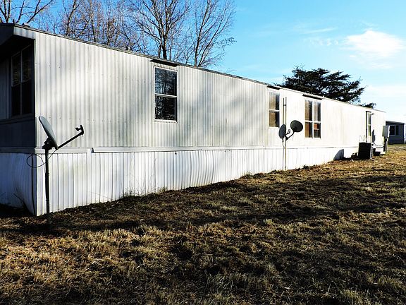 3rd image of 1119 Amy Jo Ln