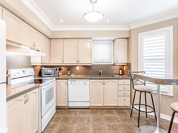 4th image of 119 Dambrosio Dr #51