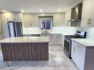 200 Forsyth Rd, Newmarket, ON L3Y 7Y1