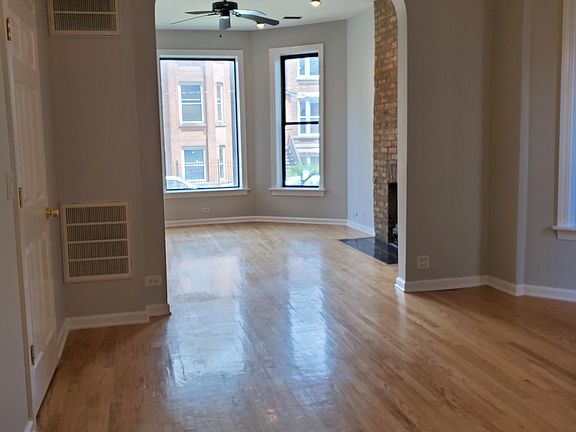 4th image of 2717 W Thomas St APT 3