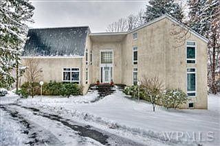 1st image of 6 Hearthstone Cir