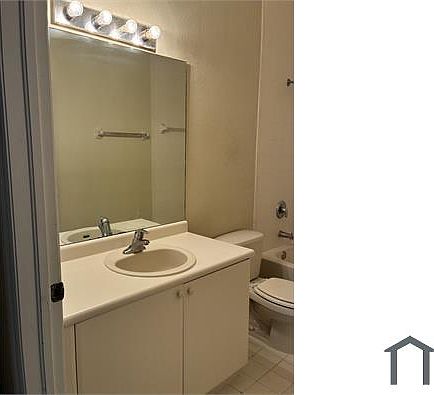 4th image of 1666 SE 27th Ct Unit 205