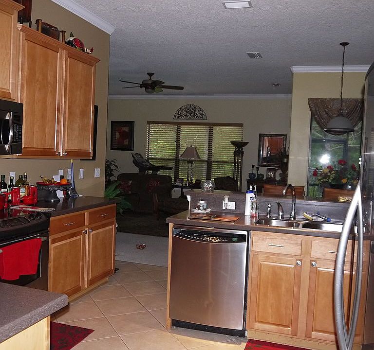 1st image of 1043 Green Pine Cir