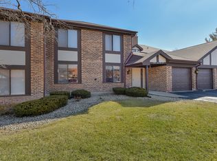 5821 Buck Ct #0, Westmont, IL 60559