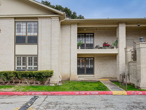 2nd image of 165 W RAMPART DR #205