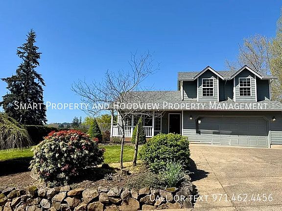 2nd image of 740 SW Carmen Heights Dr