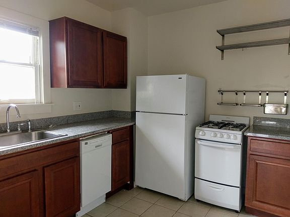 4th image of 4101 Herschel Ave