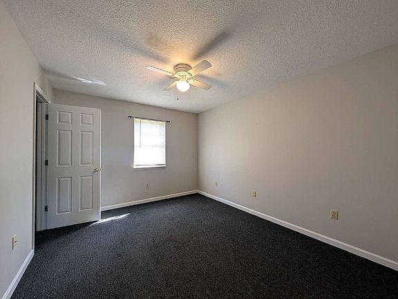 3rd image of 587 Baker Rd #J3