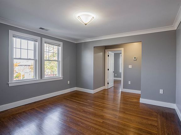 landlord_unit_photo_62827376_9