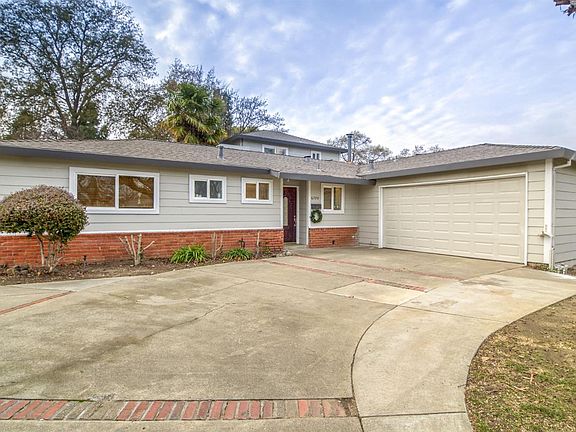 2nd image of 6709 Chastain St