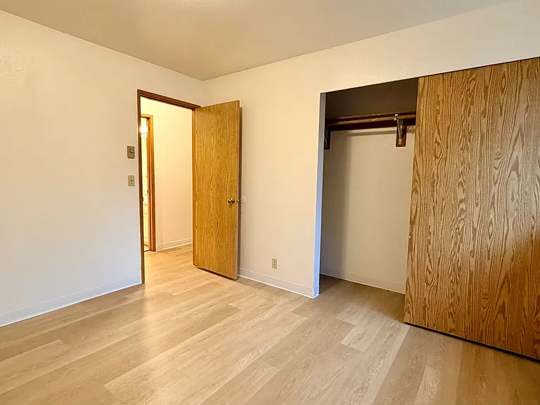 Brighton North Apartments — Photo 7