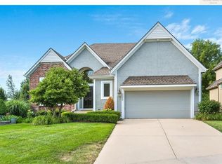 19925 W 99th St, Lenexa, KS 66220