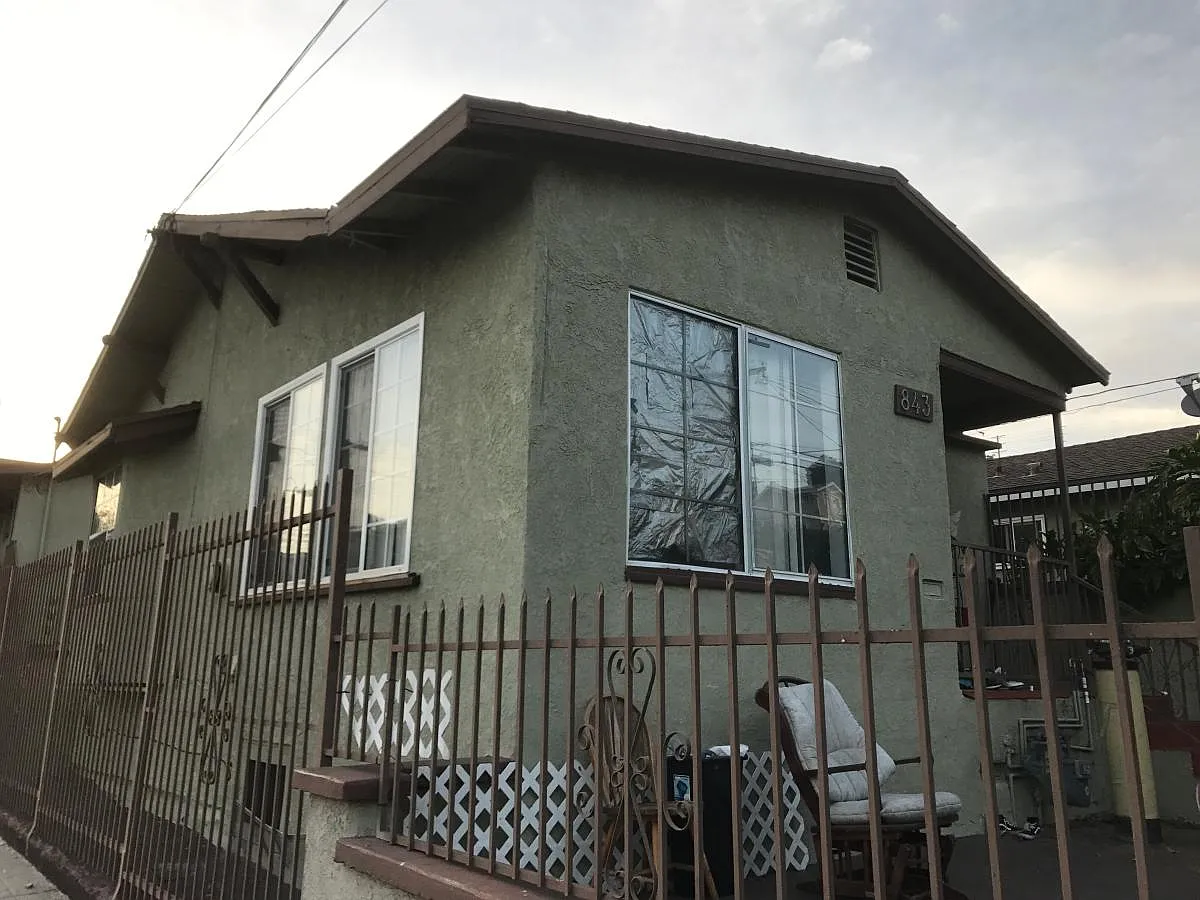 843 N Gage Avenue — Photo 1