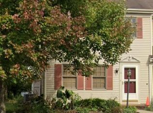 24 Laurie Ln, Lititz, PA 17543