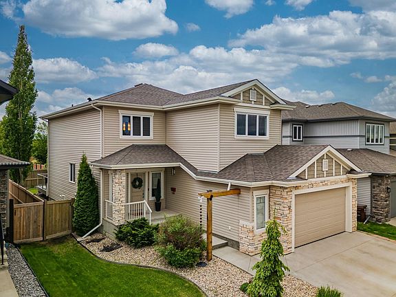 3rd image of 32 Nault Cres