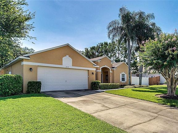 3rd image of 2115 Wintermere Pointe Dr