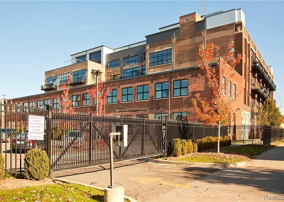 1st image of 444 W Willis St Unit 313