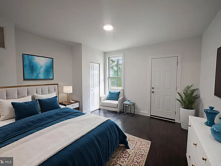 2721 W Mosher St — Photo 12