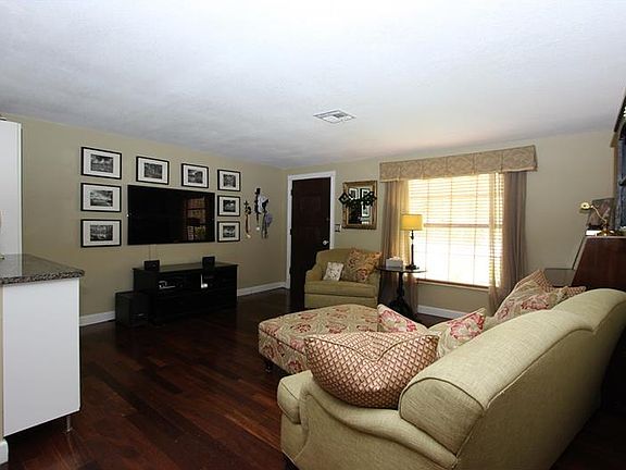 5th image of 35844 Old Clinton Ave