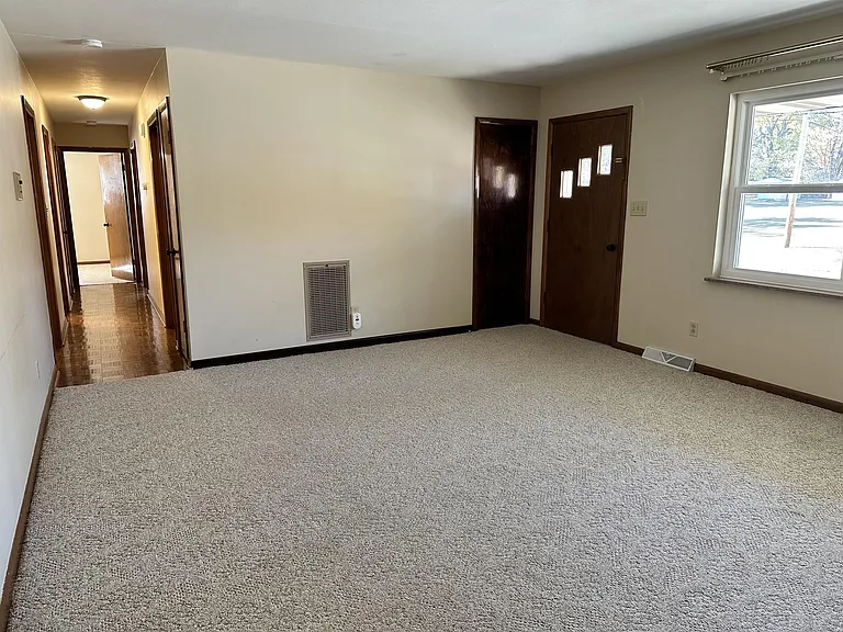 1760 Scenic Dr — Photo 11