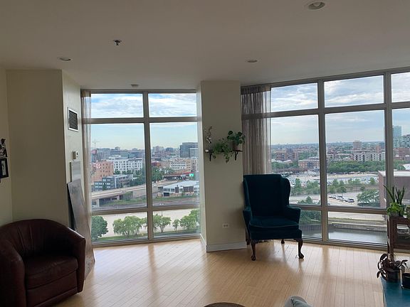 2nd image of 510 W Erie St #19