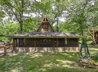 83 Crest Dr, Locust Grove, OK 74352