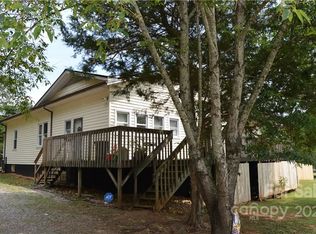 2374 Csi Farm Rd, Hickory, NC 28602