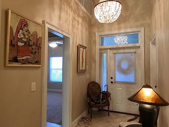 2nd image of 11 Gray Wolf Dr