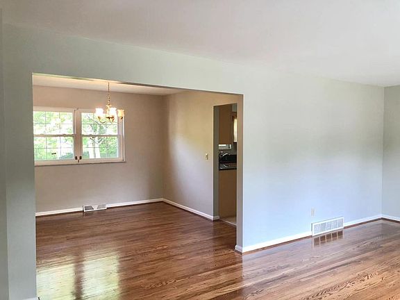 5th image of 5460 Wasigo Dr