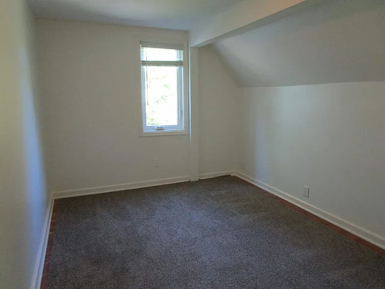10714 Marietta St SW — Photo 17