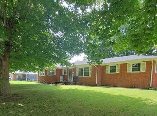 109 Cherokee Dr, Scottsville, KY 42164