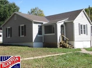 801 Stadel Rd, Manhattan, KS 66502