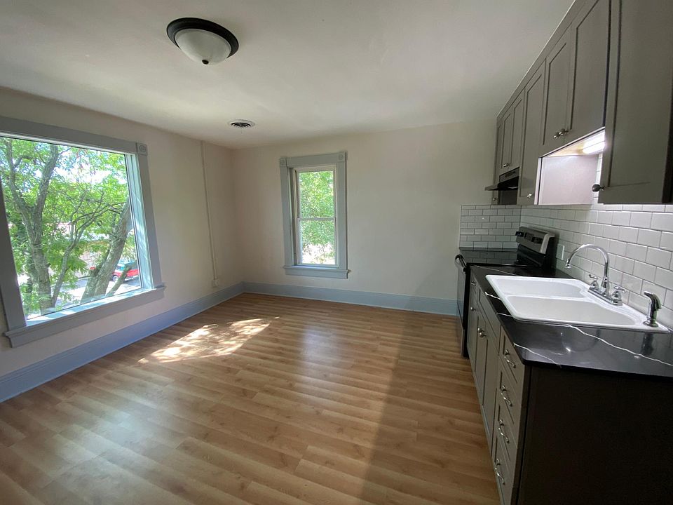 1st image of 431 Water St #B