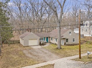 3631 Minnie Ave SW, Wyoming, MI 49519