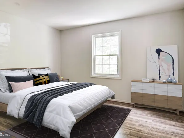 11777 Carriage House Dr #19, Silver Spring, MD 20904