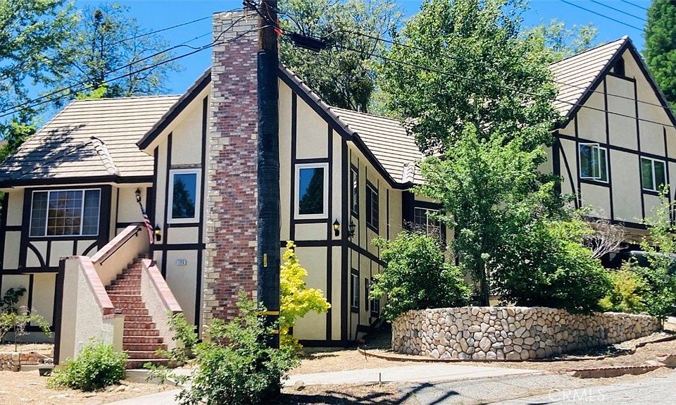 1st image of 196 Hillcrest Ct