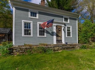 521 Lovely St, Avon, CT 06001