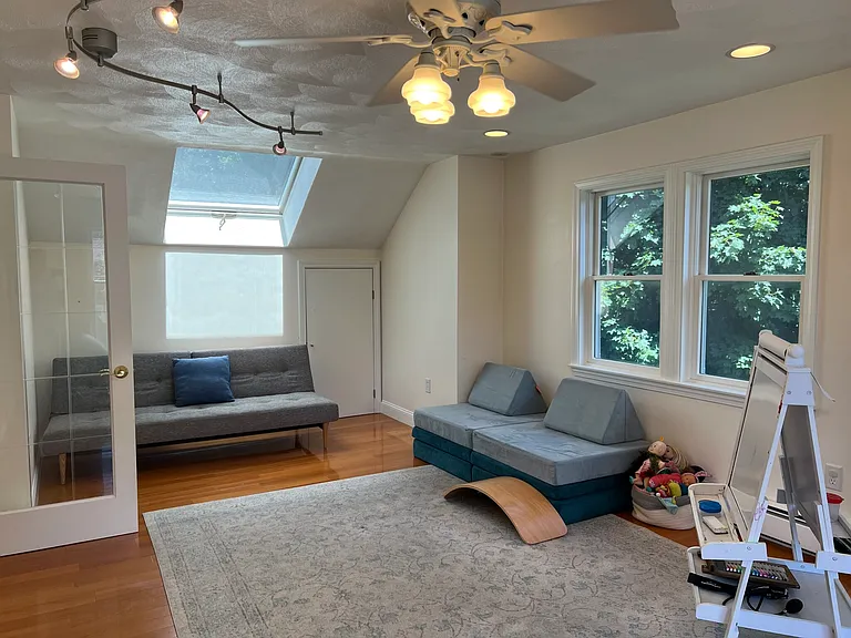 11 Garrison Rd — Photo 24