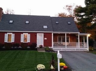 196 Fernwood Dr, Gardner, MA 01440