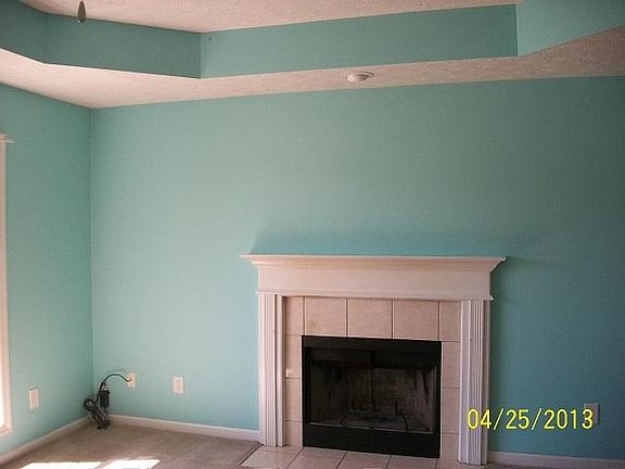 3rd image of 25 Lincolnshire Ln