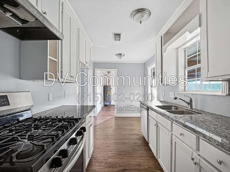 3315 Bond St — Photo 19