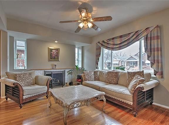 5th image of 6500 Parkwood Pl