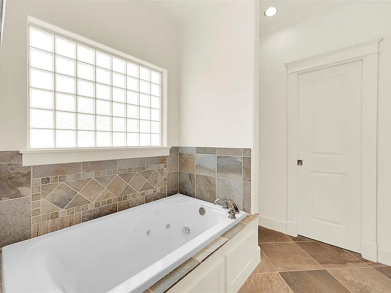 4418 Edsee St — Photo 18