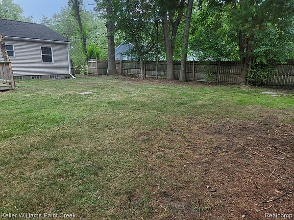 4th image of 2438 Archdale