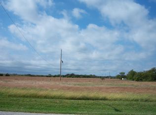 Country Ln, Council grove, KS 66846