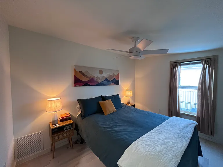 410 Avenue T — Photo 12