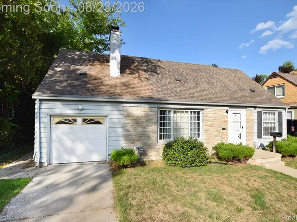 2332 Nolen Dr, Flint, MI 48504